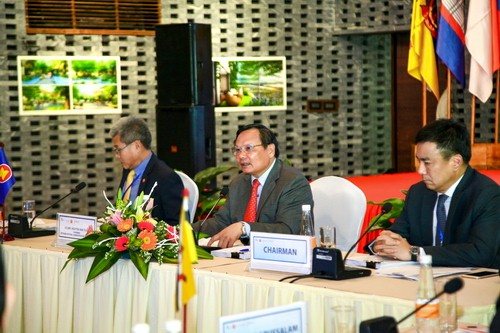 Tổng cục trưởng Tổng cục Du lịch Việt Nam Nguyễn Văn Tuấn phát biểu khai mạc Phiên họp