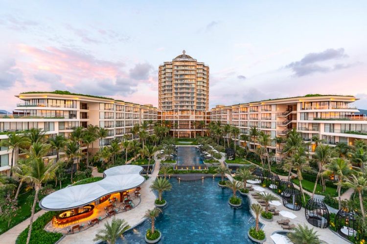 InterContinental Phu Quoc Long Beach Resort đạt danh hiệu “Khu nghỉ dưỡng gia đình sang trọng hàng đầu châu Á”