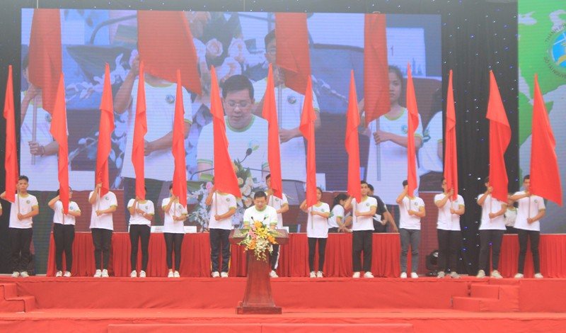 Ông Nguyễn Toàn Thắng, Thành ủy viên, Giám đốc Sở TN&MT TP. HCM phát biểu khai mạc Ngày hội Sống Xanh 2018