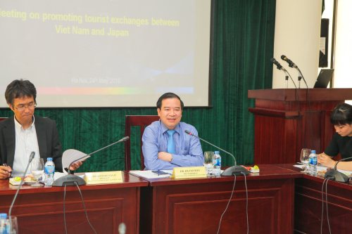 Phó Tổng cục trưởng TCDL Hà Văn Siêu phát biểu tại hội thảo