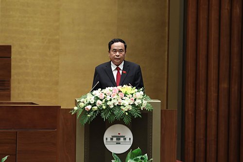 Chủ tịch Ủy ban Trung ương MTTQ Việt Nam Trần Thanh Mẫn trình bày Báo cáo tổng hợp ý kiến, kiến nghị của cử tri và nhân dân. Ảnh VGP/Nhật Bắc