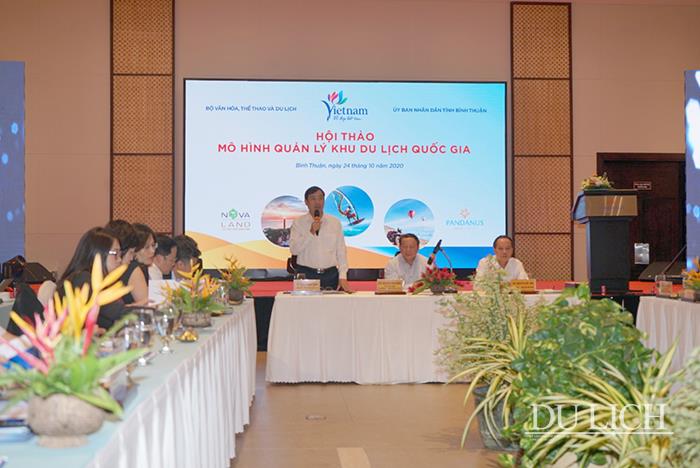 Tổng cục trưởng Tổng cục Du lịch Nguyễn Trùng Khánh điều hành các Phiên thảo luận. Ảnh: Vũ Nguyễn