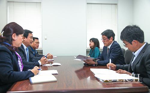 Tổng cục trưởng TCDL Nguyễn Trùng Khánh có buổi làm việc với Đại sứ Nhật Bản tại Việt Nam Umeda Kunio